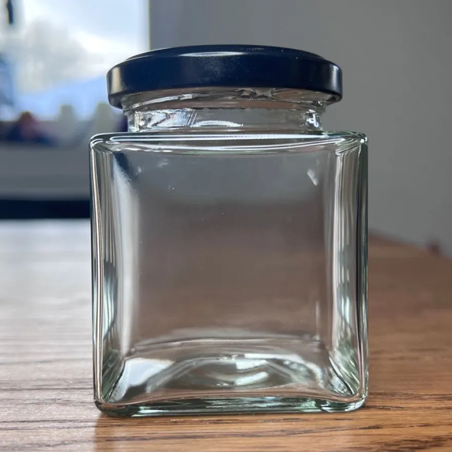 Firkantet Krydderiglas / Sylteglas med sort låg – 212 ml